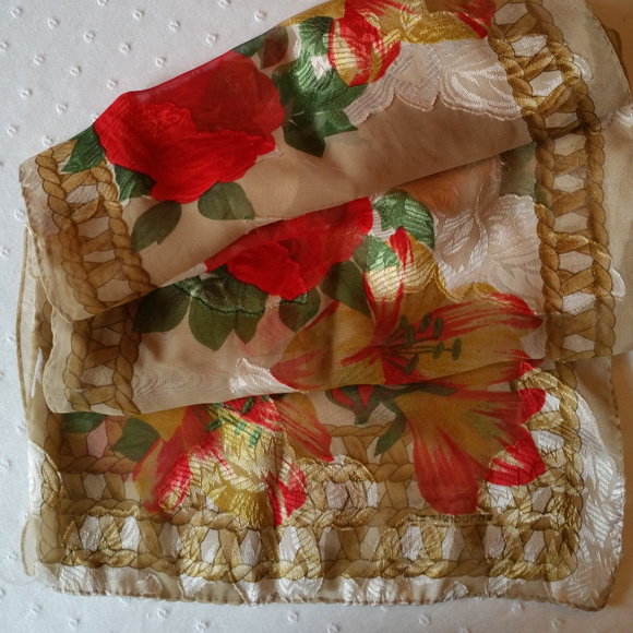 Vintage 80s Long Gold and Red Floral Scarf - Picture 6 of 6